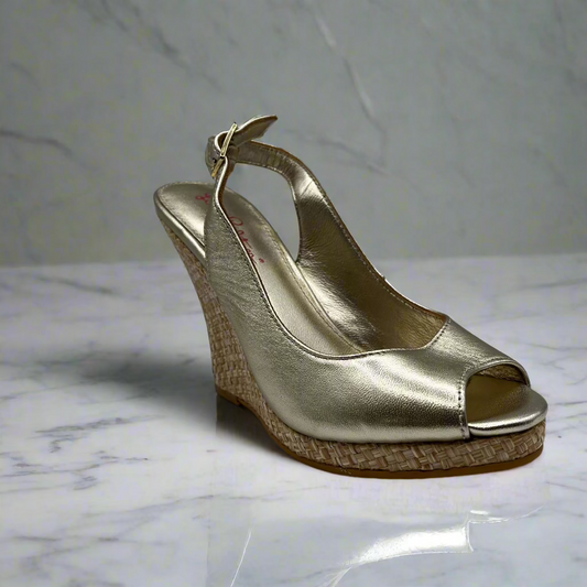 Lilly Pulitzer Gold Tone Leather Wedge Heels Women's Size 6 US