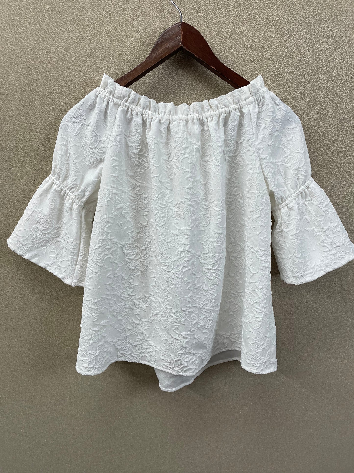 Michael Kors - White Off Shoulder Top Women's Size XS