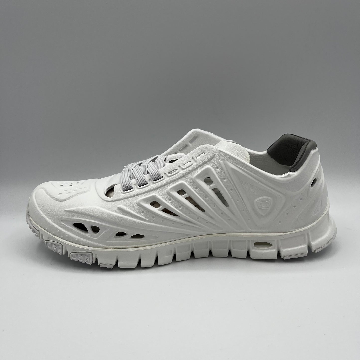 Crosskix APX (Unisex) Fishing Shoes | White