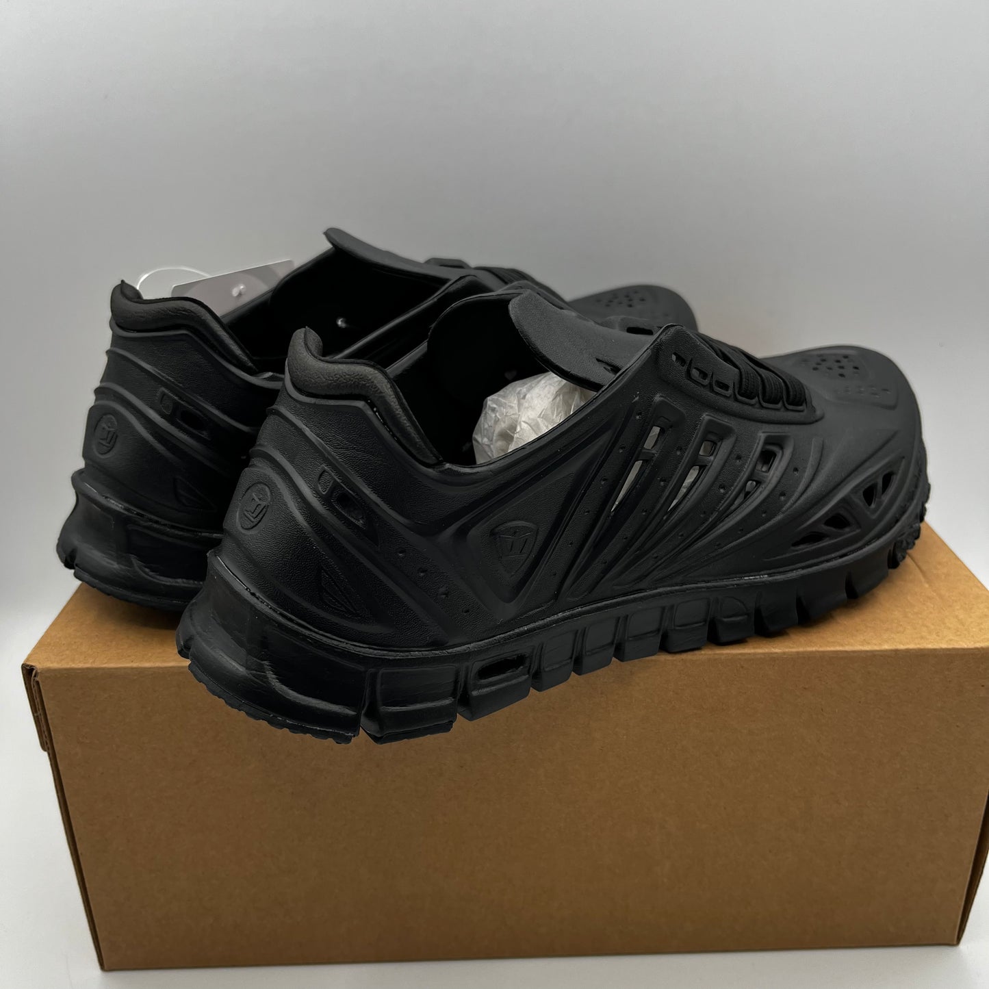 Crosskix APX (Unisex) Fishing Shoe | Blackwater