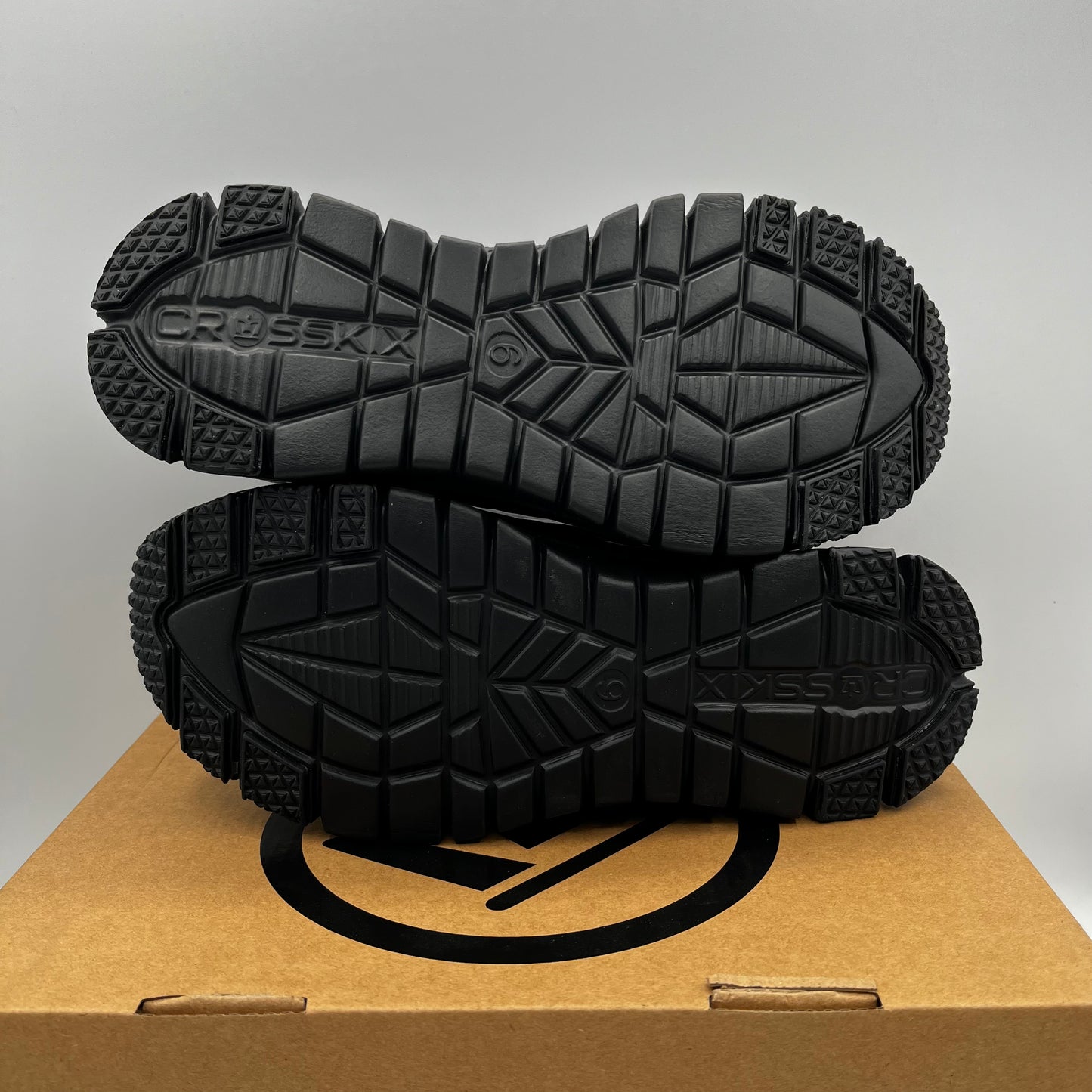 Crosskix APX (Unisex) Fishing Shoe | Blackwater